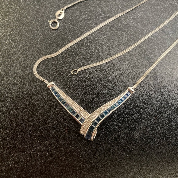 Elegant 14k White Gold Necklace with Sapphires and Diamonds - Picture 2 of 8